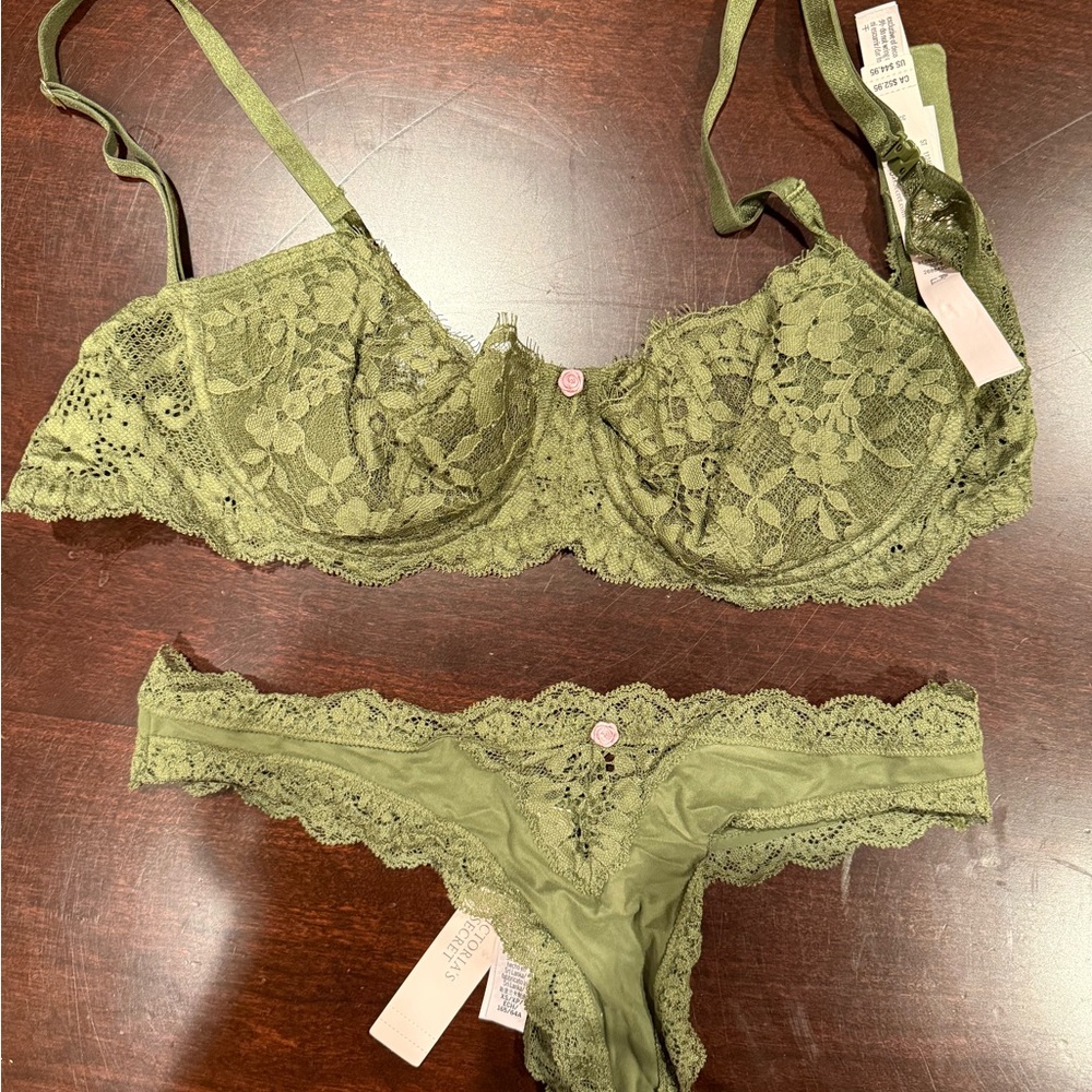 Victoria's Secret Lace Bra and Panty Set - Olive